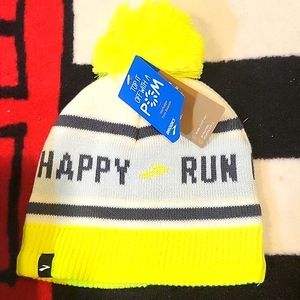 NWT Heritage Brooks Beanie Hat